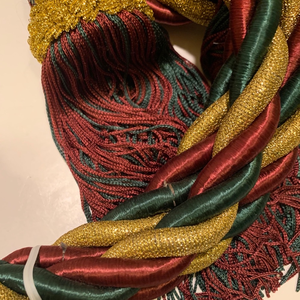 NWT DECORATIVE ROPE GARLANDS. - Picture 2 of 7